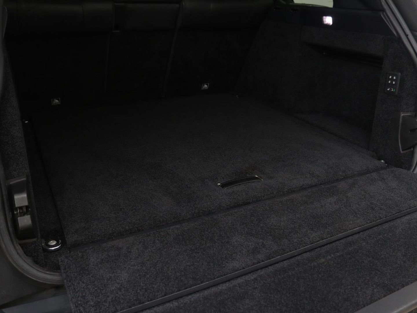 Land Rover Range Rover 4.4 SDV8 Autobiography | Panoramadak | Adaptive cruise | Leder | Meridian | 360 camera | Stoelventilatie | Head-Up | Massage