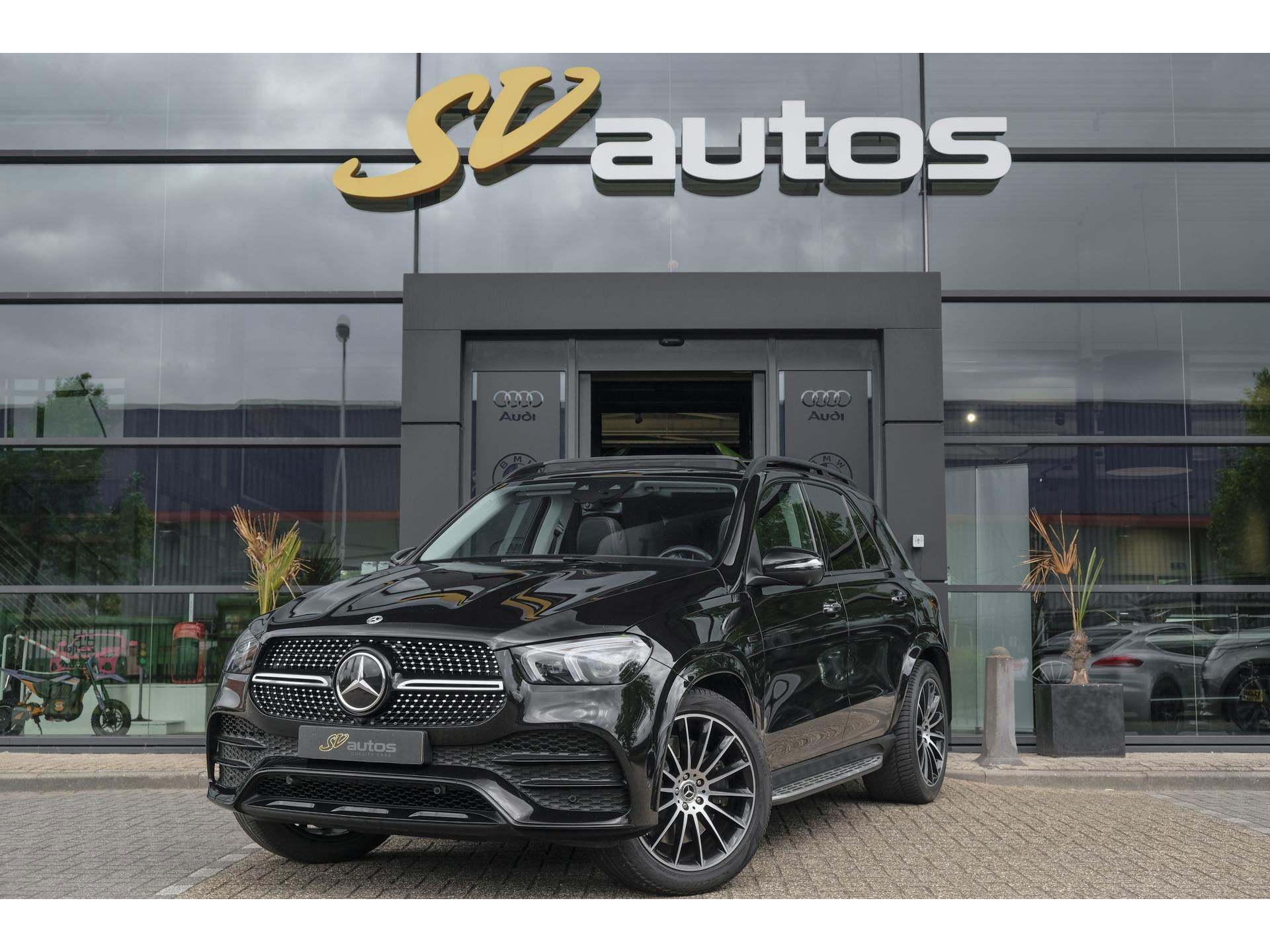 Mercedes-Benz GLE GLE350de 320pk AMG Hybrid 4MATIC Panoramadak *BTW* Night pakket Burmester Widescreen 21" LMV