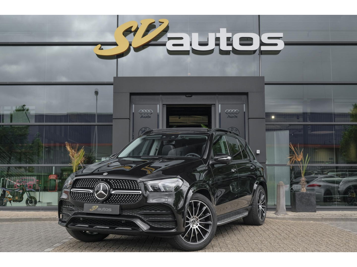 Mercedes-Benz GLE GLE350de 320pk AMG Hybrid 4MATIC Panoramadak *BTW* Night pakket Burmester Widescreen 21" LMV