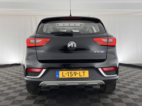 MG ZS EV Luxury 45 kWh (INCL-BTW) *PANO | FULL-LEATHER | CCS-FASTLOADER | KEYLESS | NAVI-FULLMAP | ADAPTIVE-CRUISE | CAMERA | HEATED-SPORTSEATS | CARPLAY | BLINDSPOT | DAB | LANE-ASSIST | 17"ALU*