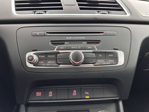Audi Q3 2.0 TDI Quattro Pro Line S-Line Aut. *NAVI-FULLMAP | XENON-PLUS | SPORT-SEATS | ECC | HEATED-SEATS | KEYLESS | AUDI-MULTIMEDIA | PDC | PRIVACY-GLASS | TOWBAR | 17''ALU*
