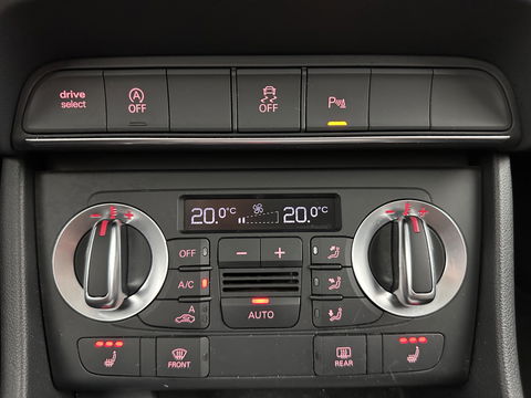Audi Q3 2.0 TDI Quattro Pro Line S-Line Aut. *NAVI-FULLMAP | XENON-PLUS | SPORT-SEATS | ECC | HEATED-SEATS | KEYLESS | AUDI-MULTIMEDIA | PDC | PRIVACY-GLASS | TOWBAR | 17''ALU*