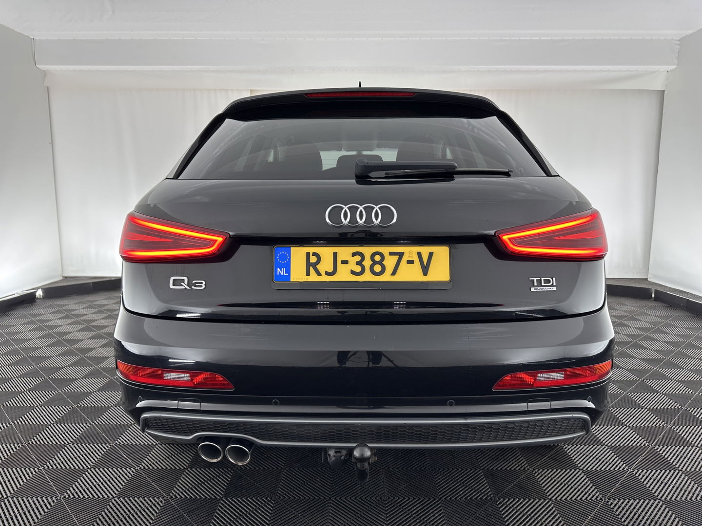 Audi Q3 2.0 TDI Quattro Pro Line S-Line Aut. *NAVI-FULLMAP | XENON-PLUS | SPORT-SEATS | ECC | HEATED-SEATS | KEYLESS | AUDI-MULTIMEDIA | PDC | PRIVACY-GLASS | TOWBAR | 17''ALU*