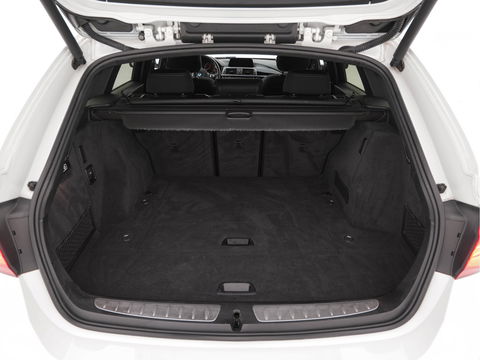 BMW 3 Serie Touring 320d EDE Centennial Executive M-Sport-Pack Aut. *FULL-LED | HARMAN/KARDON-AUDIO | SPORT-SEATS | NAVI-FULLMAP | ECC | KEYLESS | PDC | CRUISE | TOWBAR | 19''ALU*