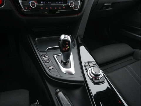 BMW 3 Serie Touring 320d EDE Centennial Executive M-Sport-Pack Aut. *FULL-LED | HARMAN/KARDON-AUDIO | SPORT-SEATS | NAVI-FULLMAP | ECC | KEYLESS | PDC | CRUISE | TOWBAR | 19''ALU*