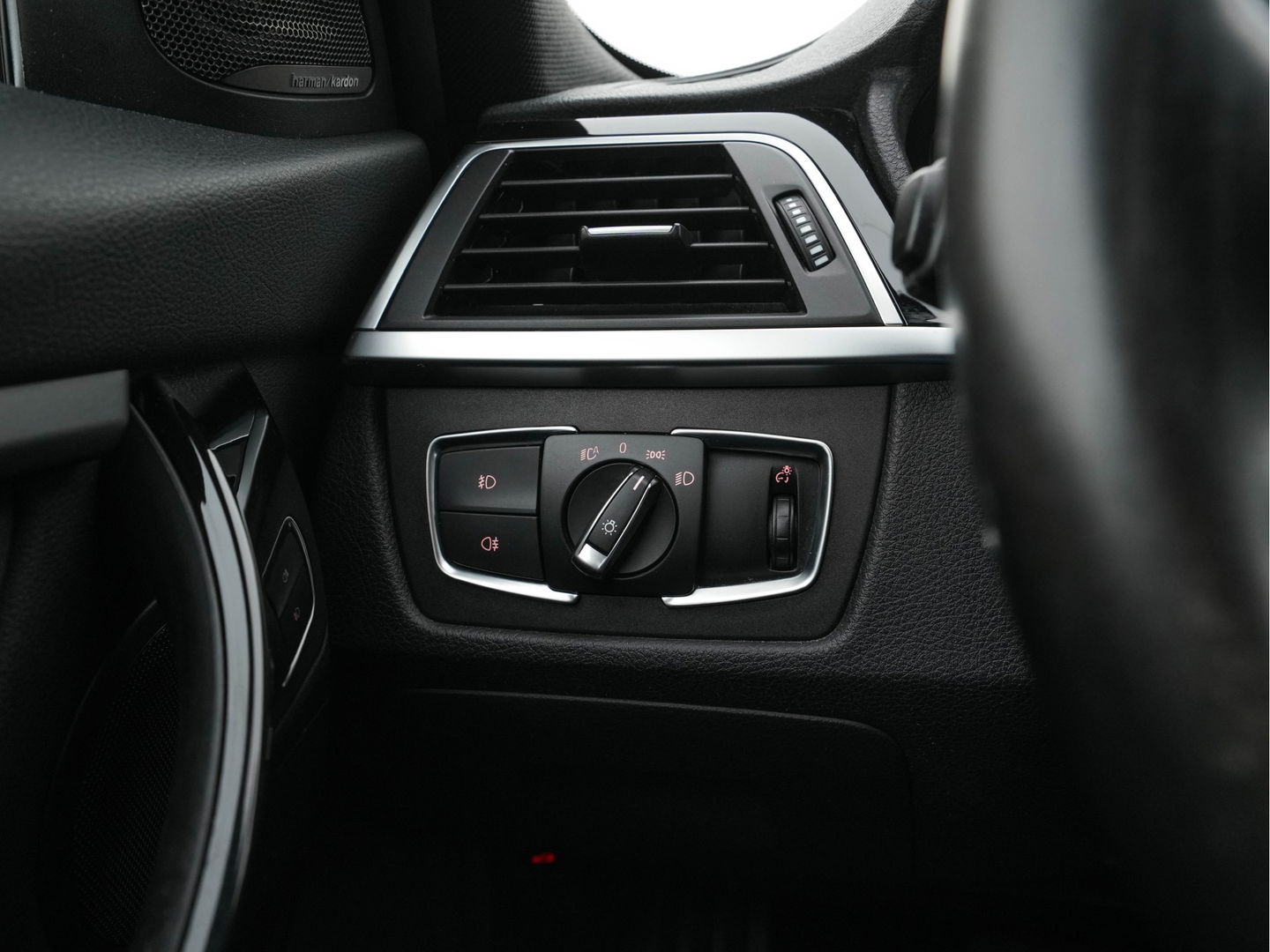 BMW 3 Serie Touring 320d EDE Centennial Executive M-Sport-Pack Aut. *FULL-LED | HARMAN/KARDON-AUDIO | SPORT-SEATS | NAVI-FULLMAP | ECC | KEYLESS | PDC | CRUISE | TOWBAR | 19''ALU*
