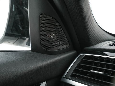 BMW 3 Serie Touring 320d EDE Centennial Executive M-Sport-Pack Aut. *FULL-LED | HARMAN/KARDON-AUDIO | SPORT-SEATS | NAVI-FULLMAP | ECC | KEYLESS | PDC | CRUISE | TOWBAR | 19''ALU*