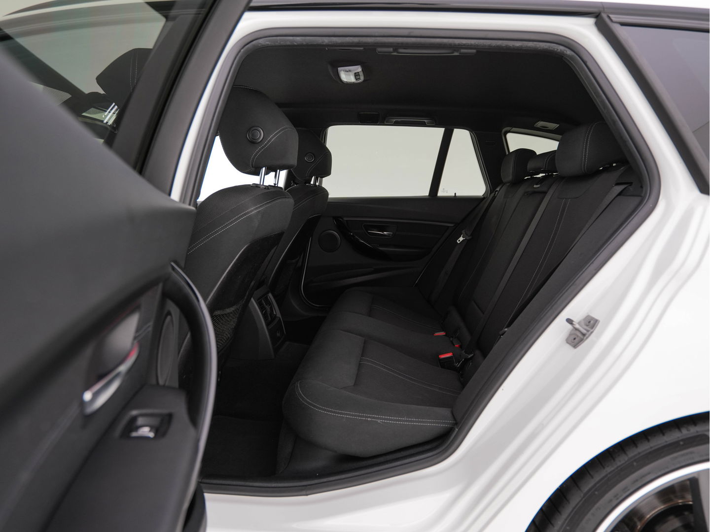 BMW 3 Serie Touring 320d EDE Centennial Executive M-Sport-Pack Aut. *FULL-LED | HARMAN/KARDON-AUDIO | SPORT-SEATS | NAVI-FULLMAP | ECC | KEYLESS | PDC | CRUISE | TOWBAR | 19''ALU*