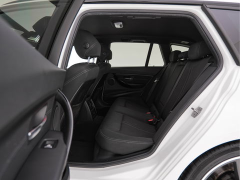 BMW 3 Serie Touring 320d EDE Centennial Executive M-Sport-Pack Aut. *FULL-LED | HARMAN/KARDON-AUDIO | SPORT-SEATS | NAVI-FULLMAP | ECC | KEYLESS | PDC | CRUISE | TOWBAR | 19''ALU*
