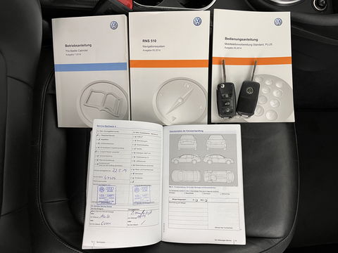 Volkswagen Beetle Cabriolet 1.6 TDI Design Cup Aut. *LUXURY-LEATHER | FENDER-AUDIO | CARPLAY | COMFORT-SEATS | HEATED-SEATS | ECC | SHIFTPADDLES | PDC | AIRSCARF | CRUISE | 19''ALU*
