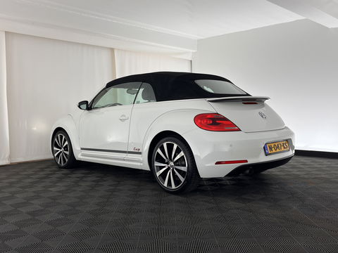 Volkswagen Beetle Cabriolet 1.6 TDI Design Cup Aut. *LUXURY-LEATHER | FENDER-AUDIO | CARPLAY | COMFORT-SEATS | HEATED-SEATS | ECC | SHIFTPADDLES | PDC | AIRSCARF | CRUISE | 19''ALU*