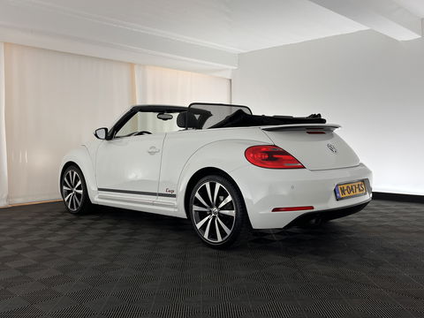 Volkswagen Beetle Cabriolet 1.6 TDI Design Cup Aut. *LUXURY-LEATHER | FENDER-AUDIO | CARPLAY | COMFORT-SEATS | HEATED-SEATS | ECC | SHIFTPADDLES | PDC | AIRSCARF | CRUISE | 19''ALU*
