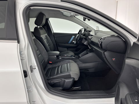 Citroën Ë-C4 Shine 50 kWh [ 3-Fase ] *HEAD-UP | FULL-LED | LEATHER-MICROFIBRE | CAMERA | DIGI-COCKPIT | NAVI-FULLMAP | KEYLESS | COMFORT-SEATS | ECC | LANE-ASSIST | PDC | CCS-FASTLOADER | CRUISE | CARPLAY | 18''ALU*