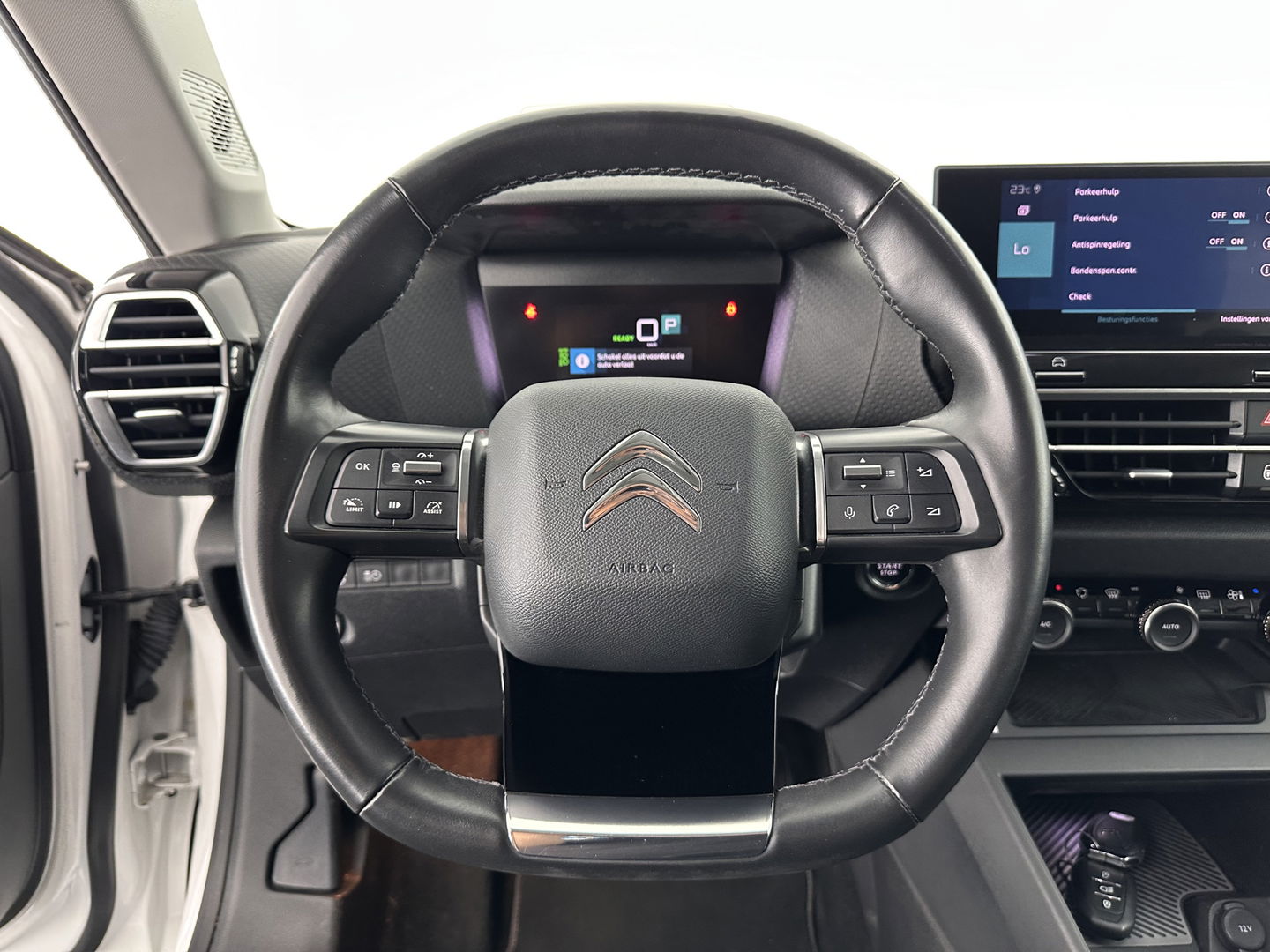 Citroën Ë-C4 Shine 50 kWh [ 3-Fase ] *HEAD-UP | FULL-LED | LEATHER-MICROFIBRE | CAMERA | DIGI-COCKPIT | NAVI-FULLMAP | KEYLESS | COMFORT-SEATS | ECC | LANE-ASSIST | PDC | CCS-FASTLOADER | CRUISE | CARPLAY | 18''ALU*