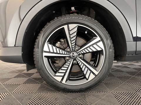 MG ZS EV Luxury 45 kWh (INCL-BTW) *PANO | FULL-LEATHER | CCS-FASTLOADER | KEYLESS | NAVI-FULLMAP | ADAPTIVE-CRUISE | CAMERA | HEATED-SPORTSEATS | CARPLAY | BLINDSPOT | DAB | LANE-ASSIST | 17"ALU*