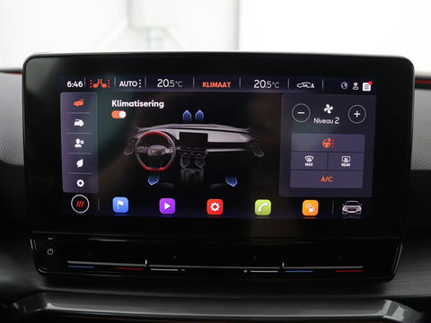 CUPRA Leon 1.4 e-Hybrid VZ | 245pk | Stoel & stuurverwarming | Camera | Navigatie | Sfeerverlichting | Keyless | Full LED | PHEV