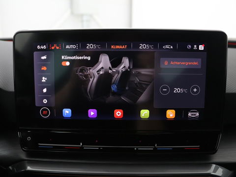 CUPRA Leon 1.4 e-Hybrid VZ | 245pk | Stoel & stuurverwarming | Camera | Navigatie | Sfeerverlichting | Keyless | Full LED | PHEV