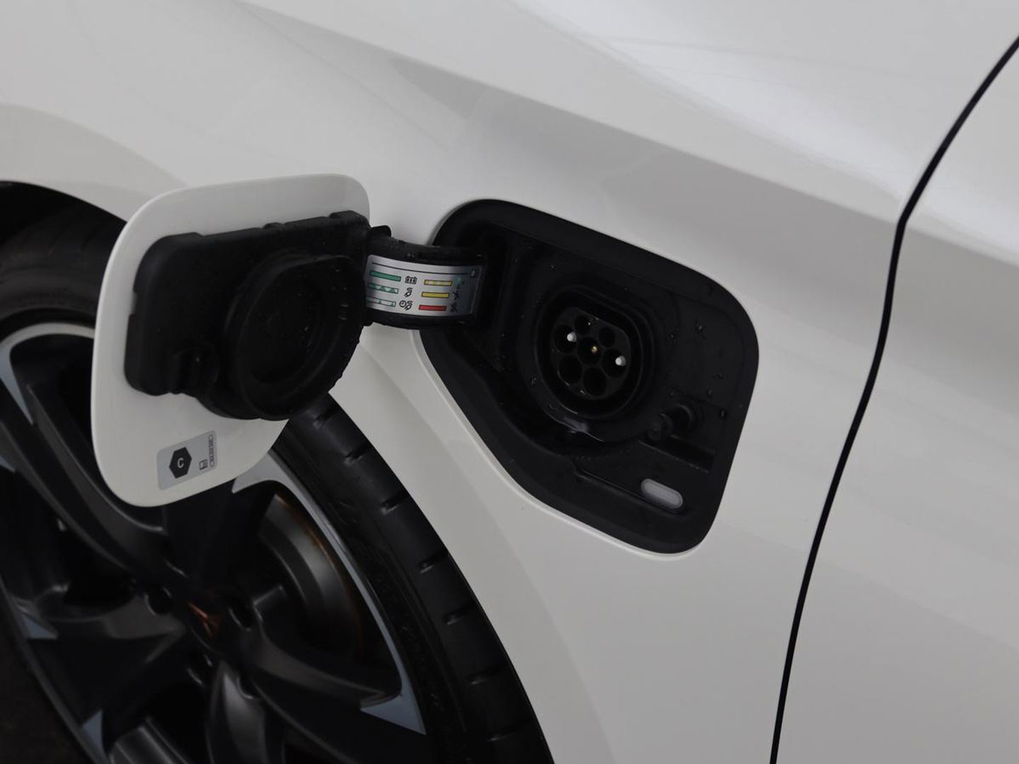 CUPRA Leon 1.4 e-Hybrid VZ | 245pk | Stoel & stuurverwarming | Camera | Navigatie | Sfeerverlichting | Keyless | Full LED | PHEV