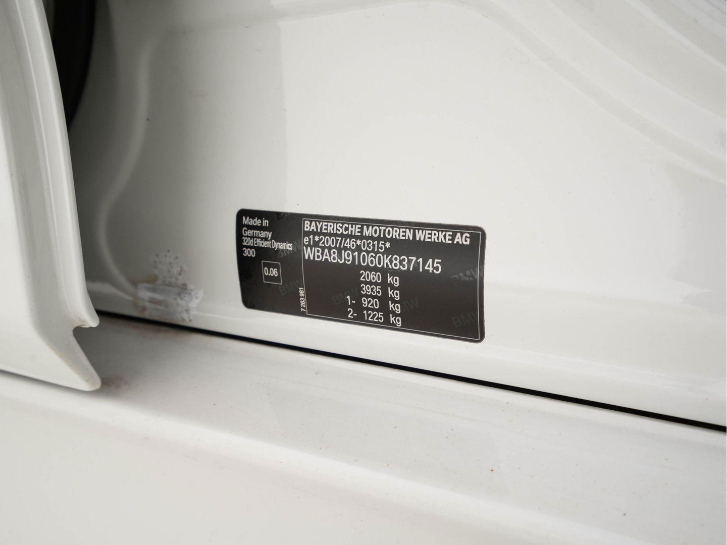 BMW 3 Serie Touring 320d EDE Centennial Executive M-Sport-Pack Aut. *FULL-LED | HARMAN/KARDON-AUDIO | SPORT-SEATS | NAVI-FULLMAP | ECC | KEYLESS | PDC | CRUISE | TOWBAR | 19''ALU*