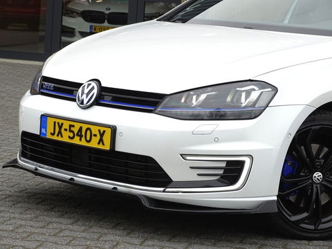 Volkswagen Golf TSI GTE 245PK / GTI R Perf. ed. / LED