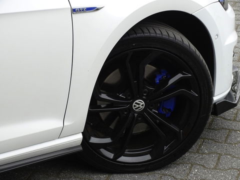 Volkswagen Golf TSI GTE 245PK / GTI R Perf. ed. / LED