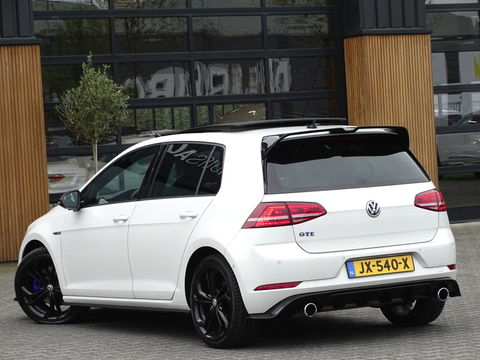 Volkswagen Golf TSI GTE 245PK / GTI R Perf. ed. / LED