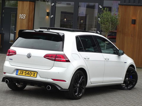 Volkswagen Golf TSI GTE 245PK / GTI R Perf. ed. / LED