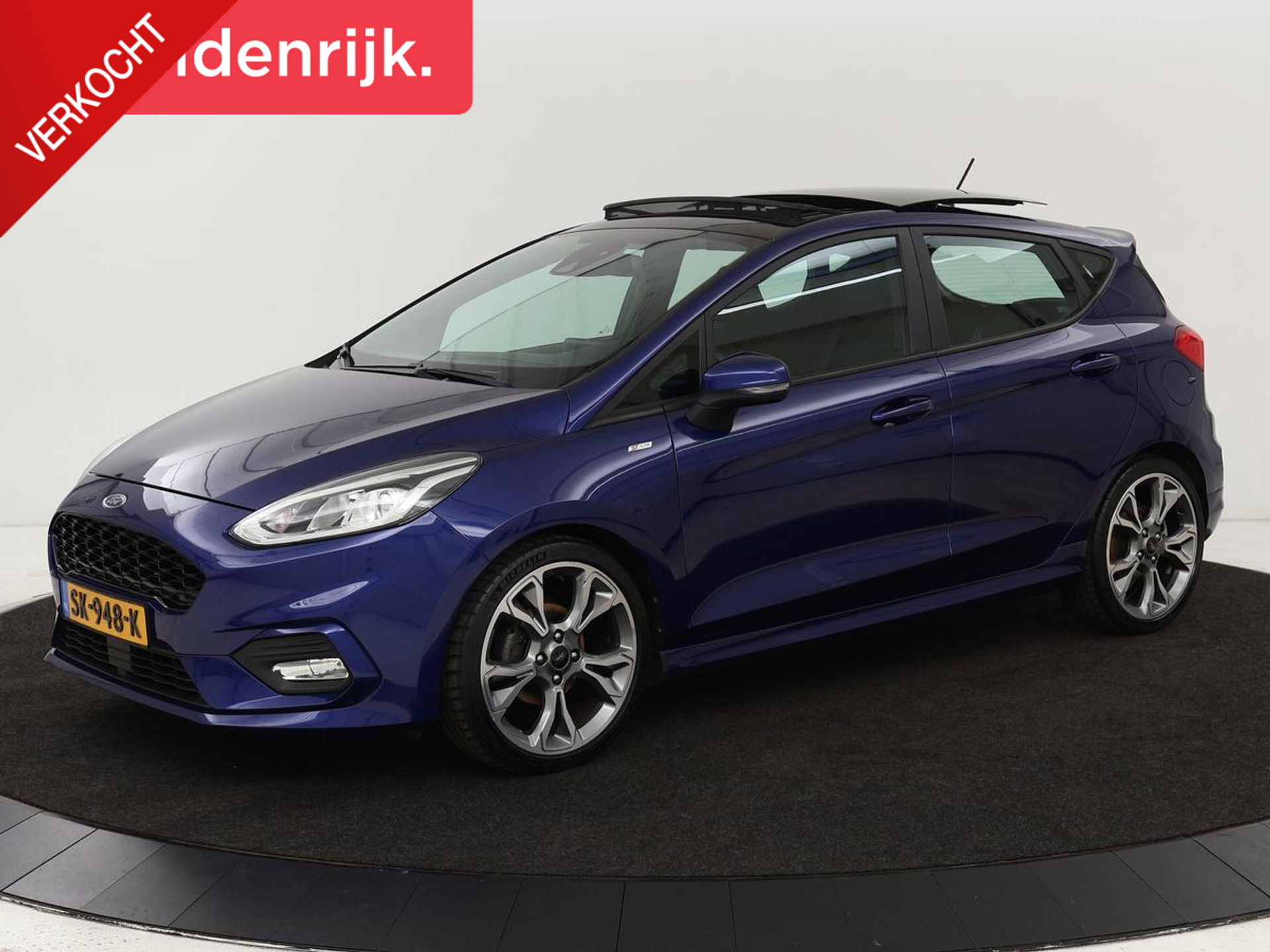 Ford Fiesta 1.0 EcoBoost ST-Line | Panoramadak | Stoel & stuurverwarming | Carplay | Navigatie | Climate control | Cruise control | Parkeerhulp