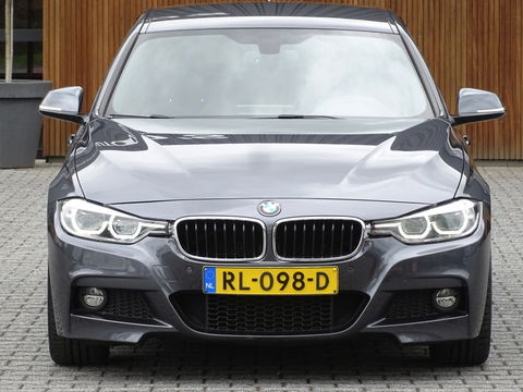 BMW 3-serie 320i TwinTurbo Power / High Exec. M-Individual / LED / *NAP*
