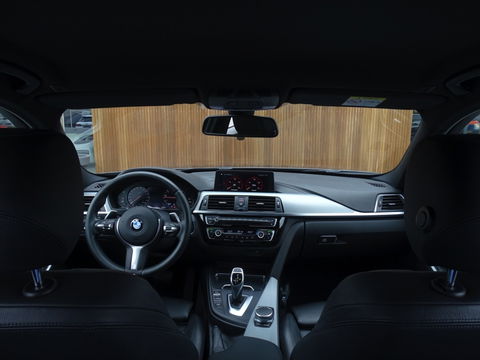 BMW 3-serie 320i TwinTurbo Power / High Exec. M-Individual / LED / *NAP*