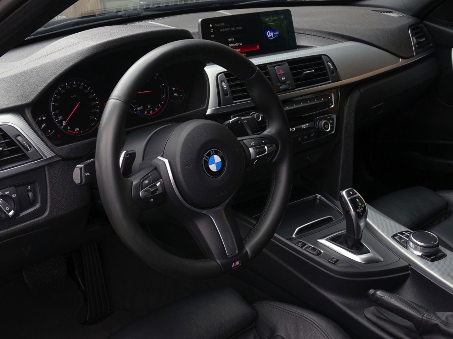 BMW 3-serie 320i TwinTurbo Power / High Exec. M-Individual / LED / *NAP*