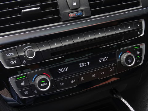 BMW 3-serie 320i TwinTurbo Power / High Exec. M-Individual / LED / *NAP*