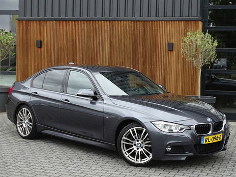 BMW 3-serie 320i TwinTurbo Power / High Exec. M-Individual / LED / *NAP*
