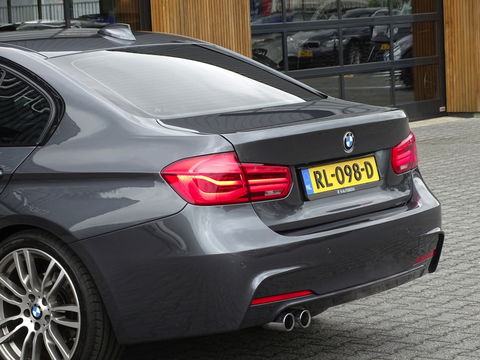 BMW 3-serie 320i TwinTurbo Power / High Exec. M-Individual / LED / *NAP*