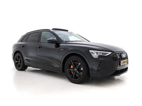 Audi e-tron 50 quattro Launch edition Black 71 kWh (INCL-BTW) *PANO | 1/2LEATHER | DIGI-COCKPIT | FULL-LED | MEMORY-PACK | ADAPTIVE-CRUISE | SPORT-SEATS | NAVI-FULLMAP | HEATED-SEATS | KEYLESS | SHIFT-PADDLES*