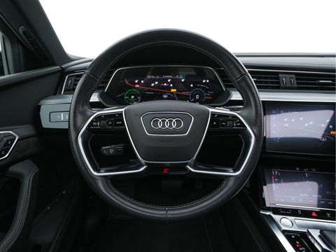Audi e-tron 50 quattro Launch edition Black 71 kWh (INCL-BTW) *PANO | 1/2LEATHER | DIGI-COCKPIT | FULL-LED | MEMORY-PACK | ADAPTIVE-CRUISE | SPORT-SEATS | NAVI-FULLMAP | HEATED-SEATS | KEYLESS | SHIFT-PADDLES*