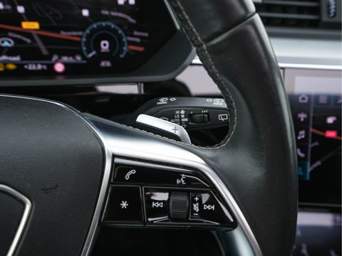 Audi e-tron 50 quattro Launch edition Black 71 kWh (INCL-BTW) *PANO | 1/2LEATHER | DIGI-COCKPIT | FULL-LED | MEMORY-PACK | ADAPTIVE-CRUISE | SPORT-SEATS | NAVI-FULLMAP | HEATED-SEATS | KEYLESS | SHIFT-PADDLES*