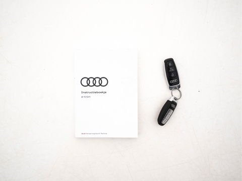 Audi e-tron 50 quattro Launch edition Black 71 kWh (INCL-BTW) *PANO | 1/2LEATHER | DIGI-COCKPIT | FULL-LED | MEMORY-PACK | ADAPTIVE-CRUISE | SPORT-SEATS | NAVI-FULLMAP | HEATED-SEATS | KEYLESS | SHIFT-PADDLES*