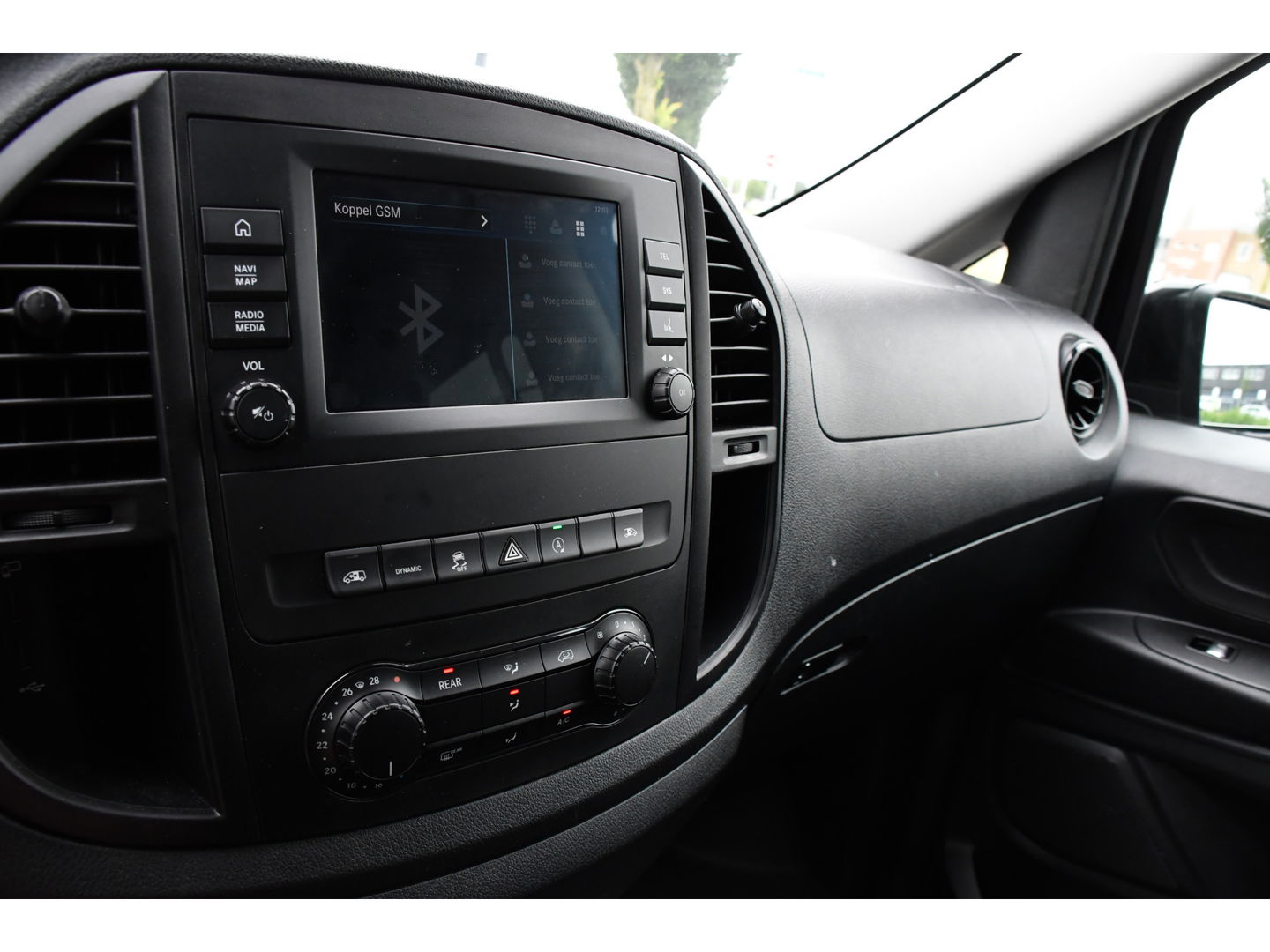 Mercedes-Benz Vito 119 CDI L3 DC Black Edition Cruise, Camera, Carplay, Leder, 190PK, LED, 2x Elektrische Schuifdeur, Uniek!