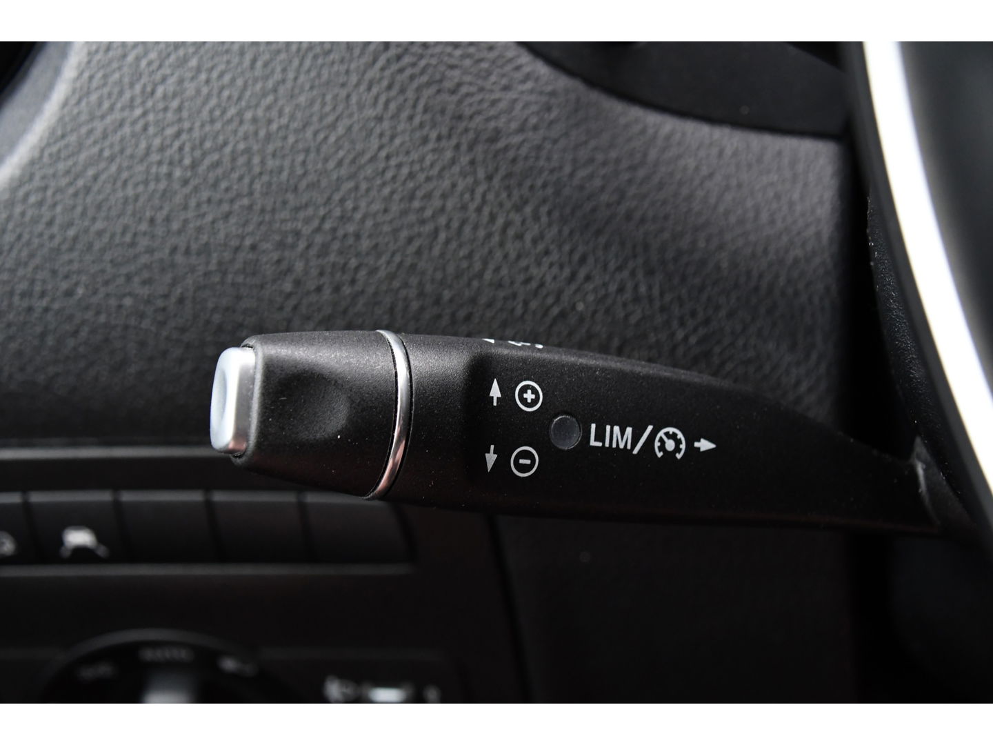 Mercedes-Benz Vito 119 CDI L3 DC Black Edition Cruise, Camera, Carplay, Leder, 190PK, LED, 2x Elektrische Schuifdeur, Uniek!