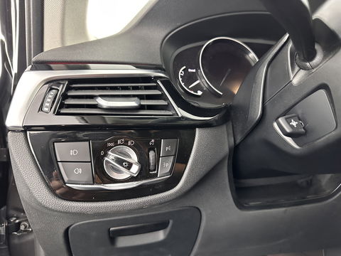 BMW 5 Serie 520d EDE Executive Aut. *FULL-LED | NAVI-FULLMAP | MEMORY-PACK | AMBIENT-LIGHT | DIGI-COCKPIT | CAMERA | ECC | PDC | CRUISE | 17''ALU*