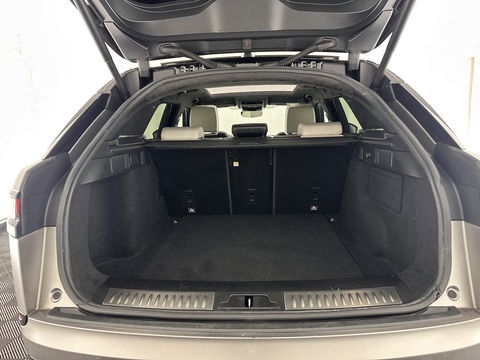 Land Rover Range Rover Velar 3.0 V6 AWD First Edition Aut. *PANO | FULL-LEATHER | HEAD-UP | FULL-LED | MERIDIAN-SOUND | NAVI-FULLMAP | DIGI-COCKPIT | CAMERA | ECC | PDC | CRUISE | KEYLESS | BLIND-SPOT | 22''ALU*