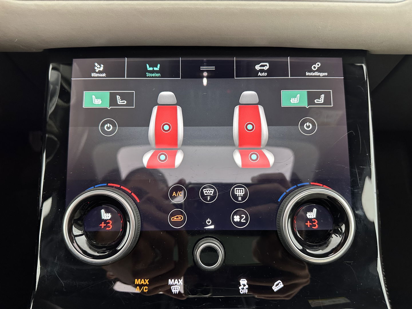 Land Rover Range Rover Velar 3.0 V6 AWD First Edition Aut. *PANO | FULL-LEATHER | HEAD-UP | FULL-LED | MERIDIAN-SOUND | NAVI-FULLMAP | DIGI-COCKPIT | CAMERA | ECC | PDC | CRUISE | KEYLESS | BLIND-SPOT | 22''ALU*