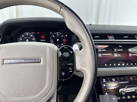 Land Rover Range Rover Velar 3.0 V6 AWD First Edition Aut. *PANO | FULL-LEATHER | HEAD-UP | FULL-LED | MERIDIAN-SOUND | NAVI-FULLMAP | DIGI-COCKPIT | CAMERA | ECC | PDC | CRUISE | KEYLESS | BLIND-SPOT | 22''ALU*