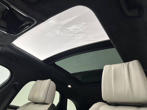 Land Rover Range Rover Velar 3.0 V6 AWD First Edition Aut. *PANO | FULL-LEATHER | HEAD-UP | FULL-LED | MERIDIAN-SOUND | NAVI-FULLMAP | DIGI-COCKPIT | CAMERA | ECC | PDC | CRUISE | KEYLESS | BLIND-SPOT | 22''ALU*