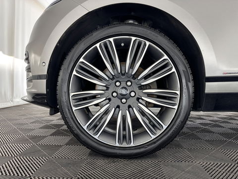 Land Rover Range Rover Velar 3.0 V6 AWD First Edition Aut. *PANO | FULL-LEATHER | HEAD-UP | FULL-LED | MERIDIAN-SOUND | NAVI-FULLMAP | DIGI-COCKPIT | CAMERA | ECC | PDC | CRUISE | KEYLESS | BLIND-SPOT | 22''ALU*