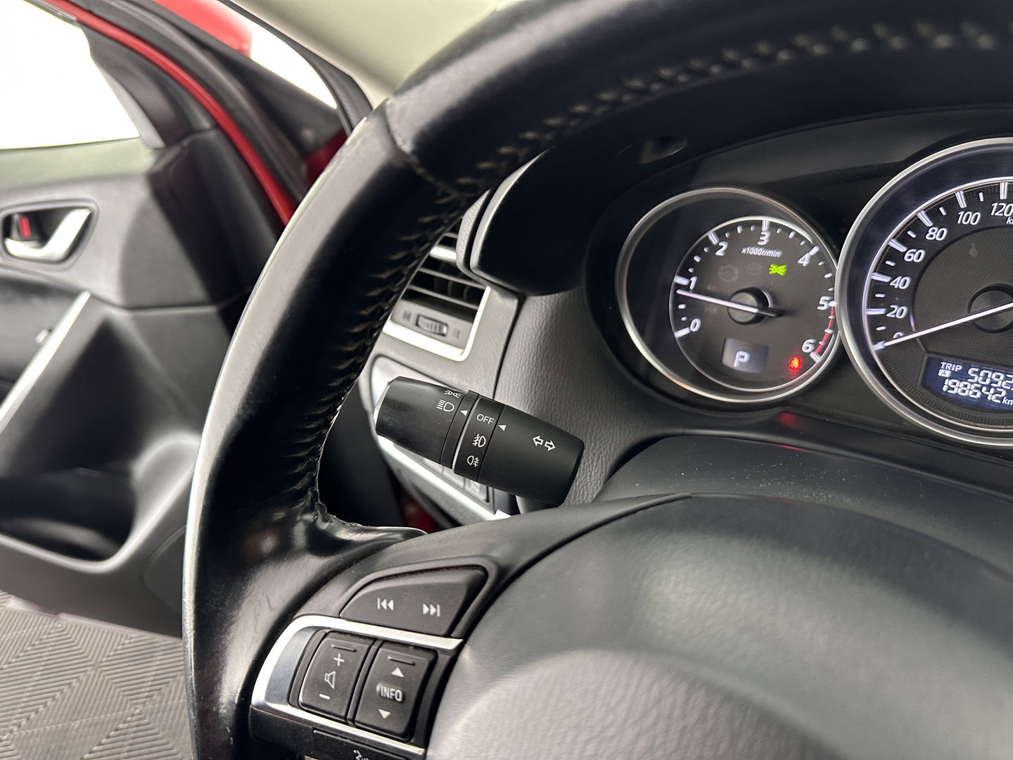 Mazda CX-5 2.2d SkyActiv-D 175 GT-M 4WD Aut. *PANO | FULL-LED | FULL-LEATHER | NAVI-FULLMAP | BOSE-SOUND | KEYLESS | CAMERA | ECC | PDC | CRUISE | TOWBAR*