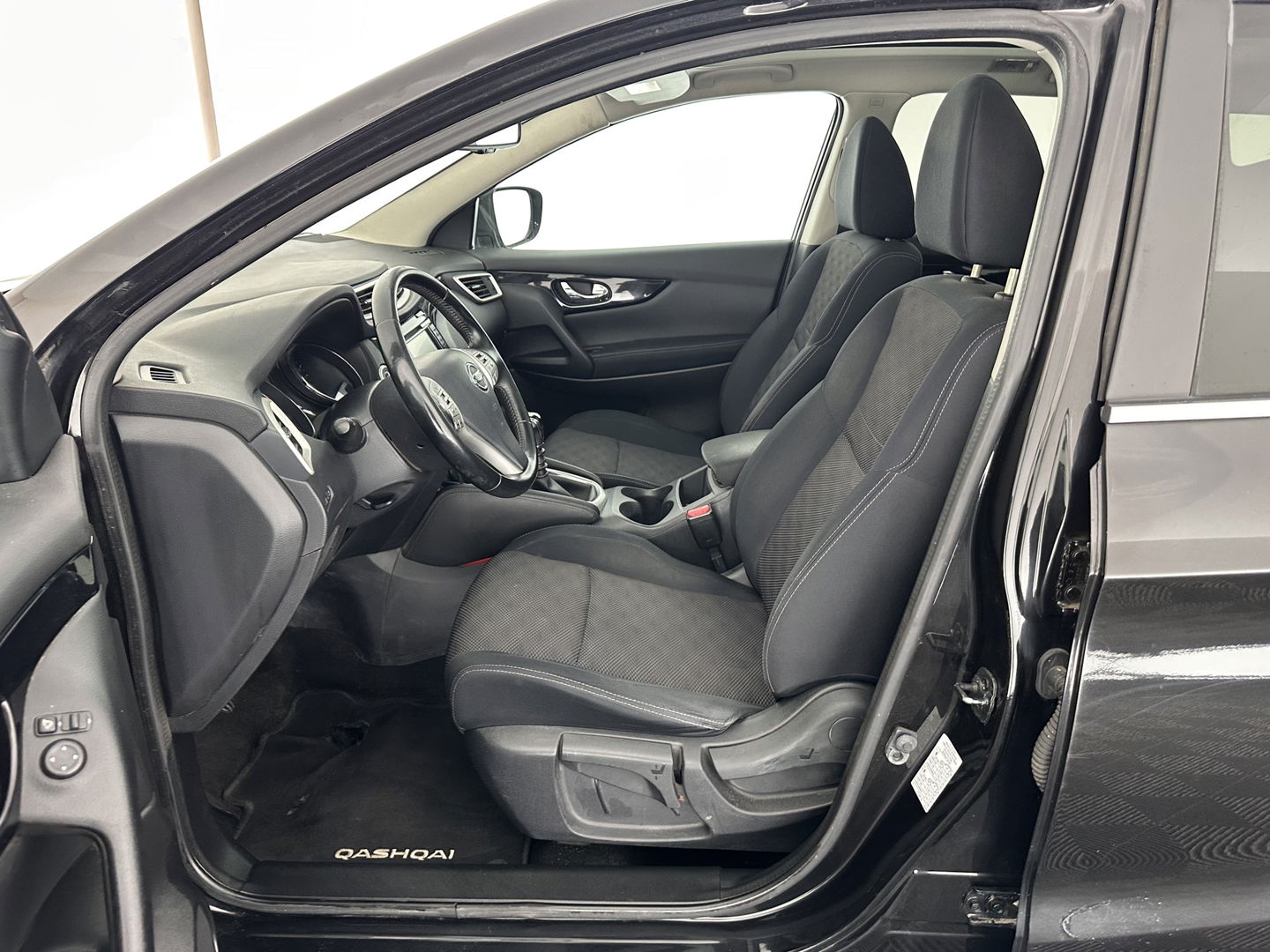 Nissan QASHQAI 1.5 dCi Connect Edition *PANO | NAVI-FULLMAP | KEYLESS | CAMERA | COMFORT-SEATS | ECC | PDC | CRUISE | 17''ALU*