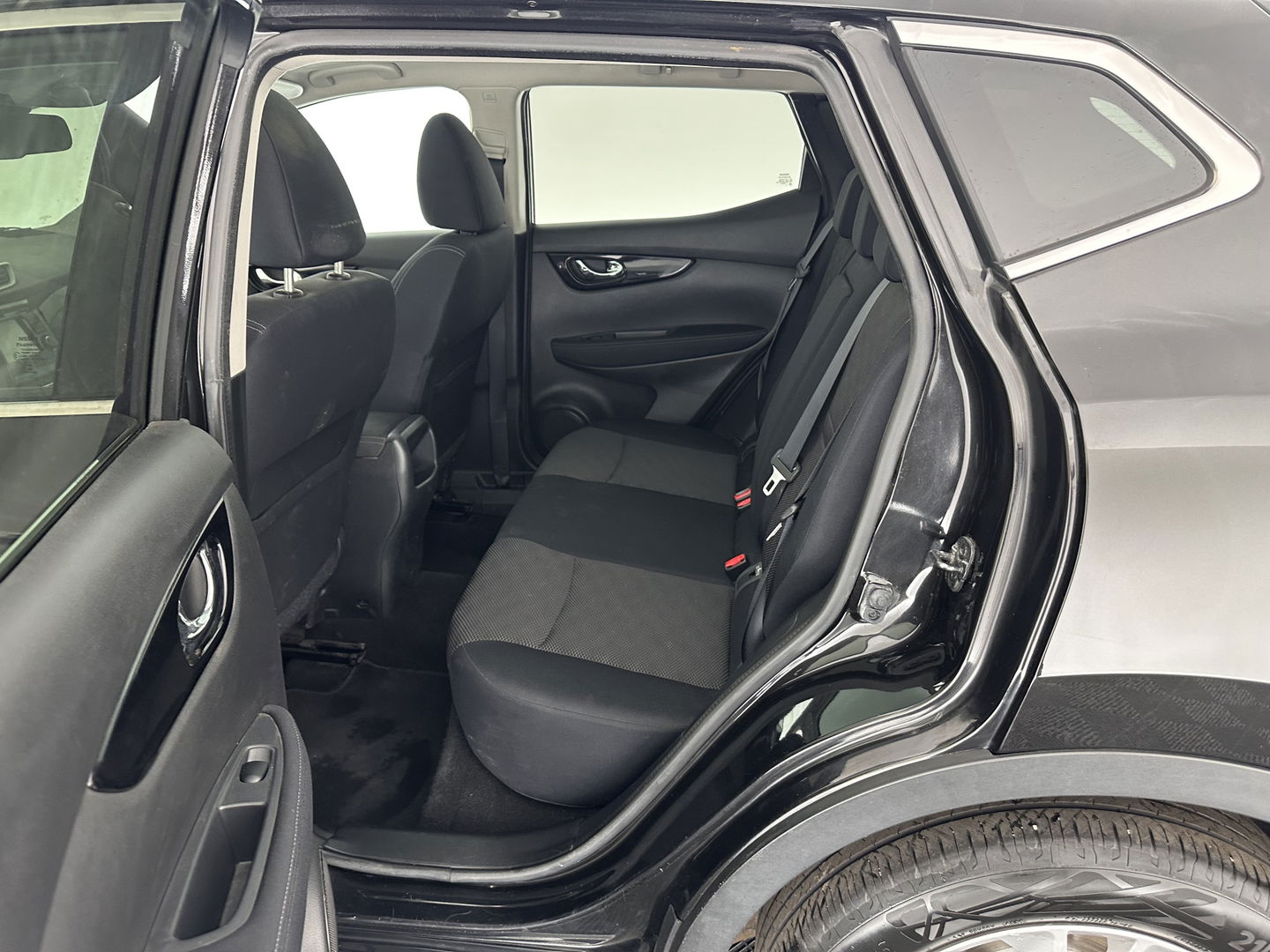 Nissan QASHQAI 1.5 dCi Connect Edition *PANO | NAVI-FULLMAP | KEYLESS | CAMERA | COMFORT-SEATS | ECC | PDC | CRUISE | 17''ALU*
