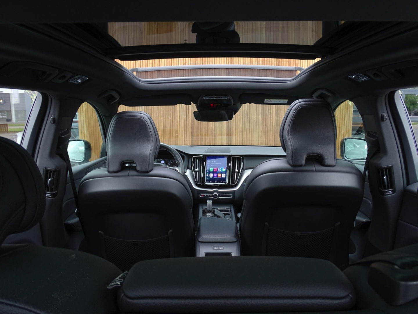Volvo XC60 T8 407PK AWD / Inscription / panoramadak / 360° / LED